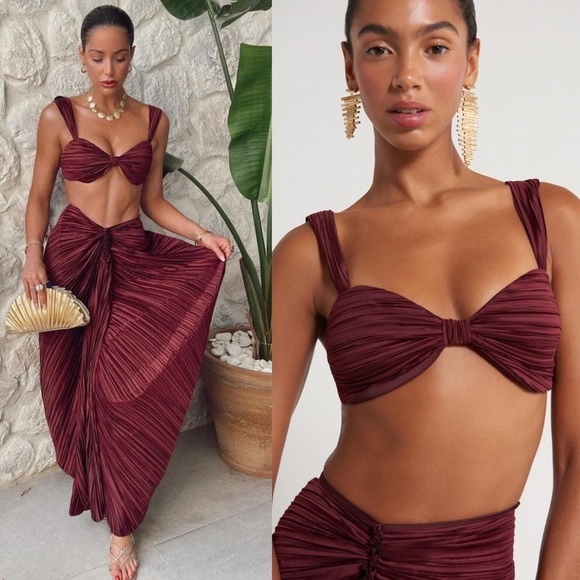 Cult Gaia Ulla Ruched Satin Bra Top Maroon Peak - Picture 1 of 6